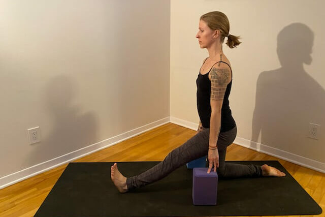 Ardha Hanumanasana