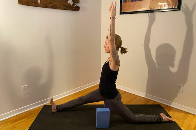 Uttitha Hanumanasana